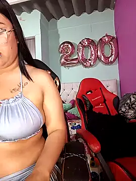 Snapshot of Nathahot69 chatting on 02/01/25, 08:18 Nathahot69 online show from 02/01/25, 08:18