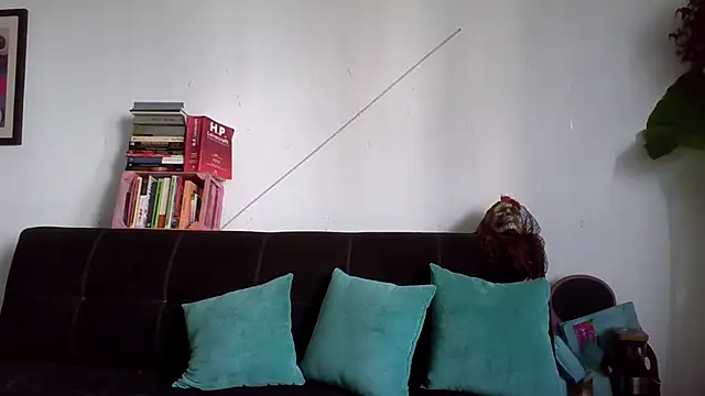 Snapshot of Tiramisu89 chatting on 10/17/25, 08:33 Tiramisu89 online show from 10/17/25, 08:33