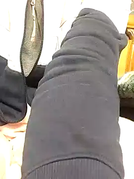 Snapshot of fabdemira chatting on 01/29/25, 02:21 fabdemira online show from 01/29/25, 02:21