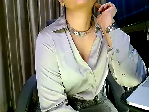 Snapshot of fabdemira chatting on 10/24/25, 09:49 fabdemira online show from 10/24/25, 09:49