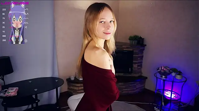 Snapshot of LynetBurby chatting on 12/25/24, 10:27 LynetBurby online show from 12/25/24, 10:27