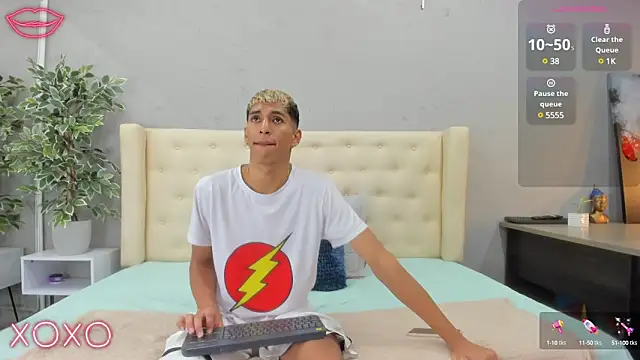 kieran derek online show from 03/17/25, 03:14