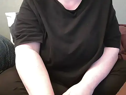 MarthaBriest online show from 03/10/25, 02:37