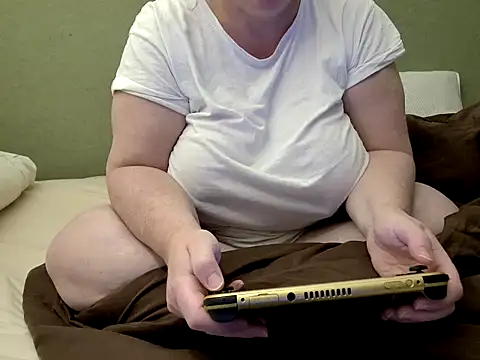 MarthaBriest online show from 10/04/25, 09:57