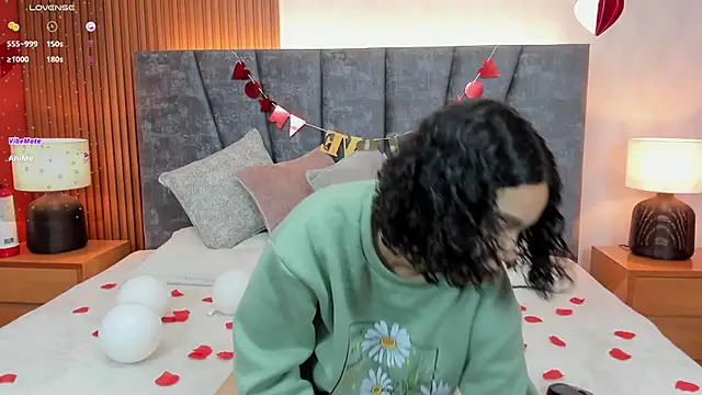 pretty sunlight  online show from 02/15/25, 01:31