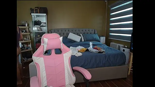 aya saki online show from 03/11/25, 06:43