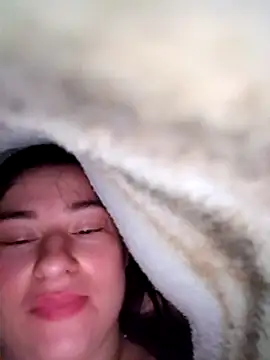 YuliannaFox online show from 02/06/25, 10:43