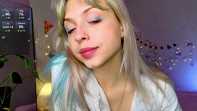 lavenderluxe online show from 09/19/25, 05:57