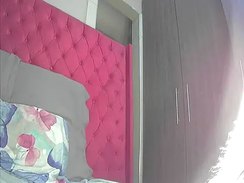 TheSweetBerry online show from 02/02/25, 02:59