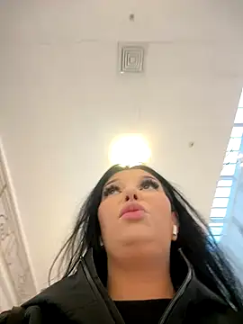 Tisha Busty online show from 11/13/25, 10:36