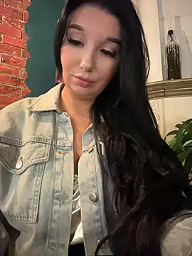 Tisha Busty online show from 06/06/26, 11:59
