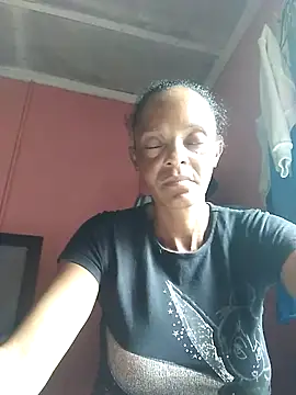 sweets 80 online show from 02/17/25, 12:05