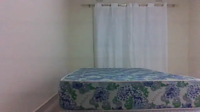 Snapshot of sweets_80 chatting on 07/27/26, 02:40 sweets 80 online show from 07/27/26, 02:40