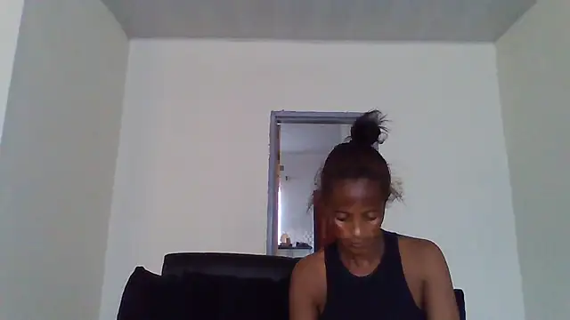 Snapshot of sweets_80 chatting on 07/27/26, 02:57 sweets 80 online show from 07/27/26, 02:57