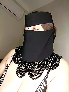 Snapshot of -Arab_milf- chatting on 01/24/25, 02:30 -Arab milf- online show from 01/24/25, 02:30