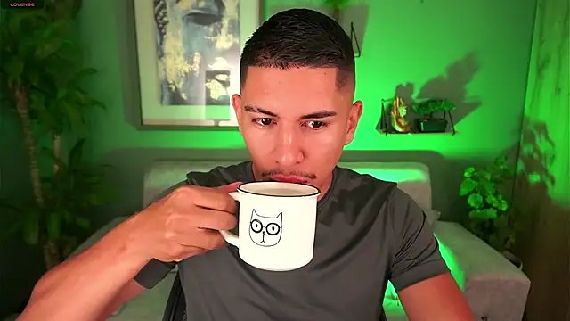 Aaronfox x online show from 03/14/25, 09:24