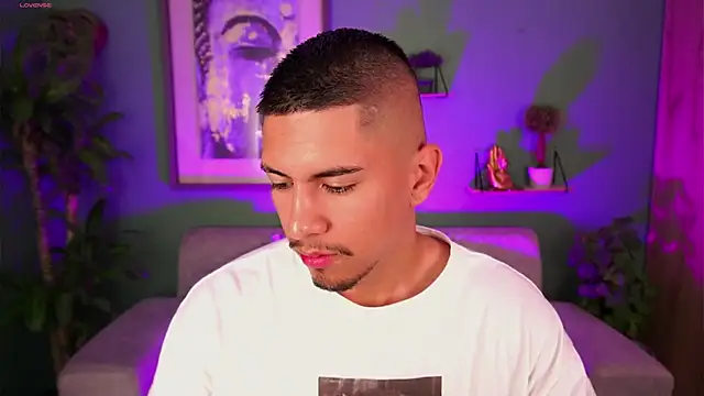 Aaronfox x online show from 03/19/25, 09:28