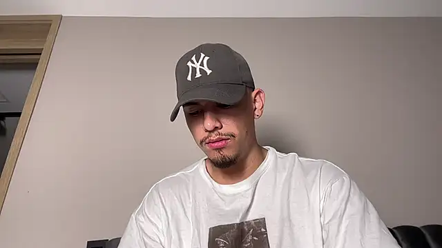 Aaronfox x online show from 10/23/25, 09:52