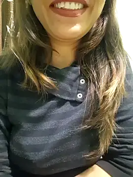 Snapshot of MIss-Naina chatting on 01/29/25, 05:24 MIss-Naina online show from 01/29/25, 05:24