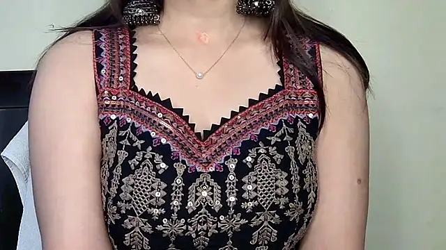 MIss-Naina online show from 11/29/25, 03:42