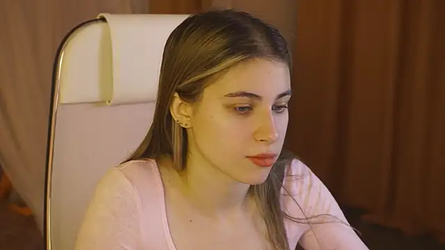 EllieCutes online show from 01/26/25, 08:36