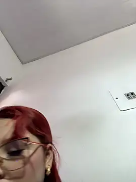 Snapshot of Goddess_Naughty chatting on 09/11/25, 03:23 Goddess Naughty online show from 09/11/25, 03:23