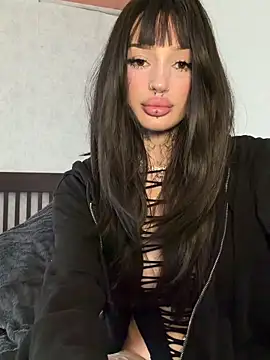 madelinexx online show from 05/10/26, 02:00