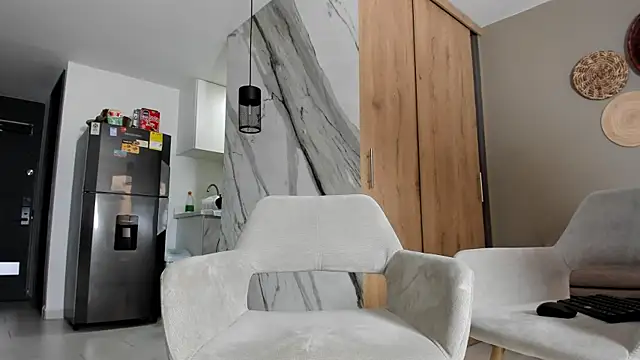 Snapshot of Huge_latin_cock chatting on 02/10/25, 02:26 Huge latin cock online show from 02/10/25, 02:26