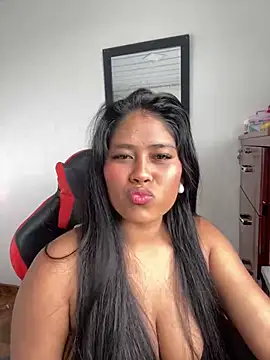 Snapshot of hurren_pasha chatting on 12/18/24, 07:52 hurren pasha online show from 12/18/24, 07:52