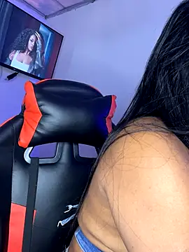 Snapshot of hurren_pasha chatting on 10/01/25, 01:28 hurren pasha online show from 10/01/25, 01:28