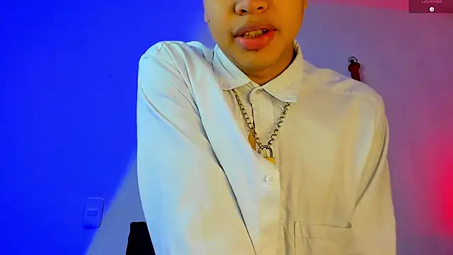 Snapshot of MillersKink chatting on 03/10/26, 08:25 MillersKink online show from 03/10/26, 08:25