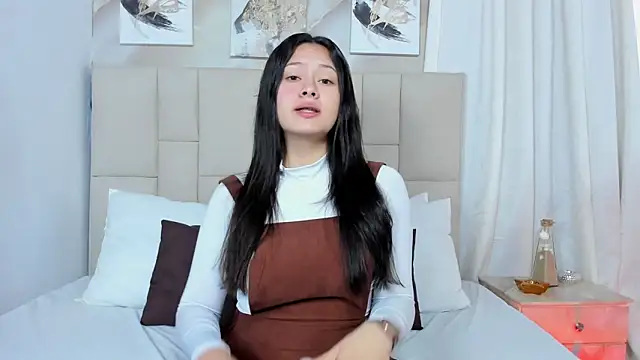 Jaslyn  Smith online show from 01/16/25, 02:08