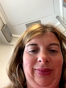 Lombada online show from 10/23/25, 01:21