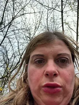 Lombada online show from 11/09/25, 02:04