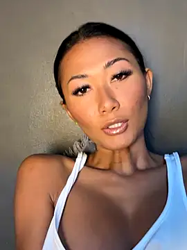 thai-dreamgirl online show from 10/30/25, 11:05