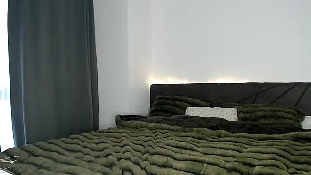 Snapshot of ElizabethAC chatting on 02/09/26, 06:50 ElizabethAC online show from 02/09/26, 06:50