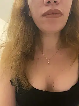 Snapshot of EvaRush chatting on 12/12/24, 09:26 EvaRush online show from 12/12/24, 09:26