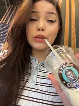 Snapshot of Chloe__Moon chatting on 03/23/26, 02:10 Chloe Moon online show from 03/23/26, 02:10