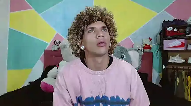 Snapshot of tylor_boy chatting on 01/09/25, 03:36 tylor boy online show from 01/09/25, 03:36