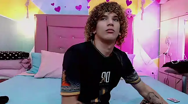 Snapshot of tylor_boy chatting on 03/23/25, 03:10 tylor boy online show from 03/23/25, 03:10