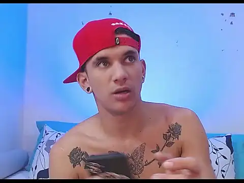 Snapshot of tylor_boy chatting on 04/07/26, 09:48 tylor boy online show from 04/07/26, 09:48