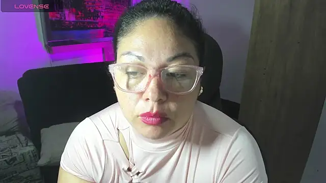 jessicarabbit 1 online show from 05/15/26, 11:12