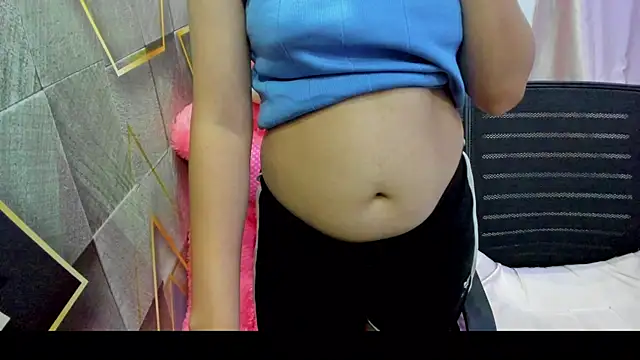 Snapshot of YourKusu chatting on 09/16/25, 11:17 YourKusu online show from 09/16/25, 11:17