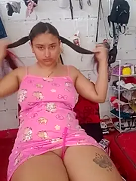 sariitha sw online show from 06/25/26, 01:04