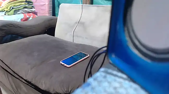 mom son dirty online show from 03/05/25, 12:38