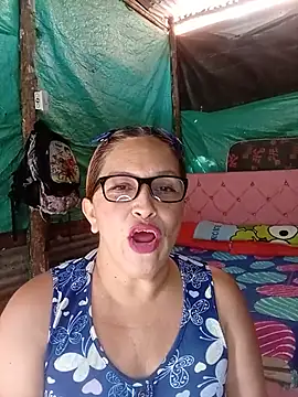 Snapshot of mom_son_dirty chatting on 07/22/26, 02:42 mom son dirty online show from 07/22/26, 02:42