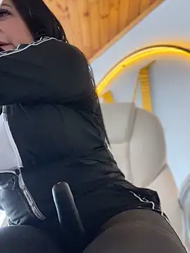 Milff parkerrr online show from 01/23/25, 04:37