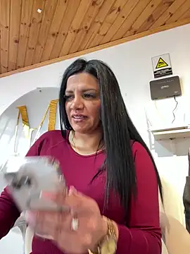 Snapshot of Milff_parkerrr chatting on 03/11/25, 05:35 Milff parkerrr online show from 03/11/25, 05:35