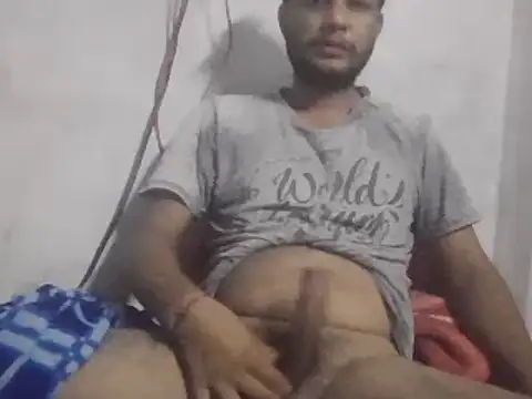 Snapshot of vikas835096 chatting on 09/20/25, 06:42 vikas835096 online show from 09/20/25, 06:42