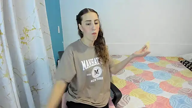 RachelJones  online show from 06/25/26, 04:45